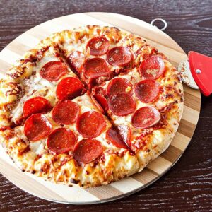 Novelty Axe Design Pizza Cutter with Bamboo Handle - Image 8